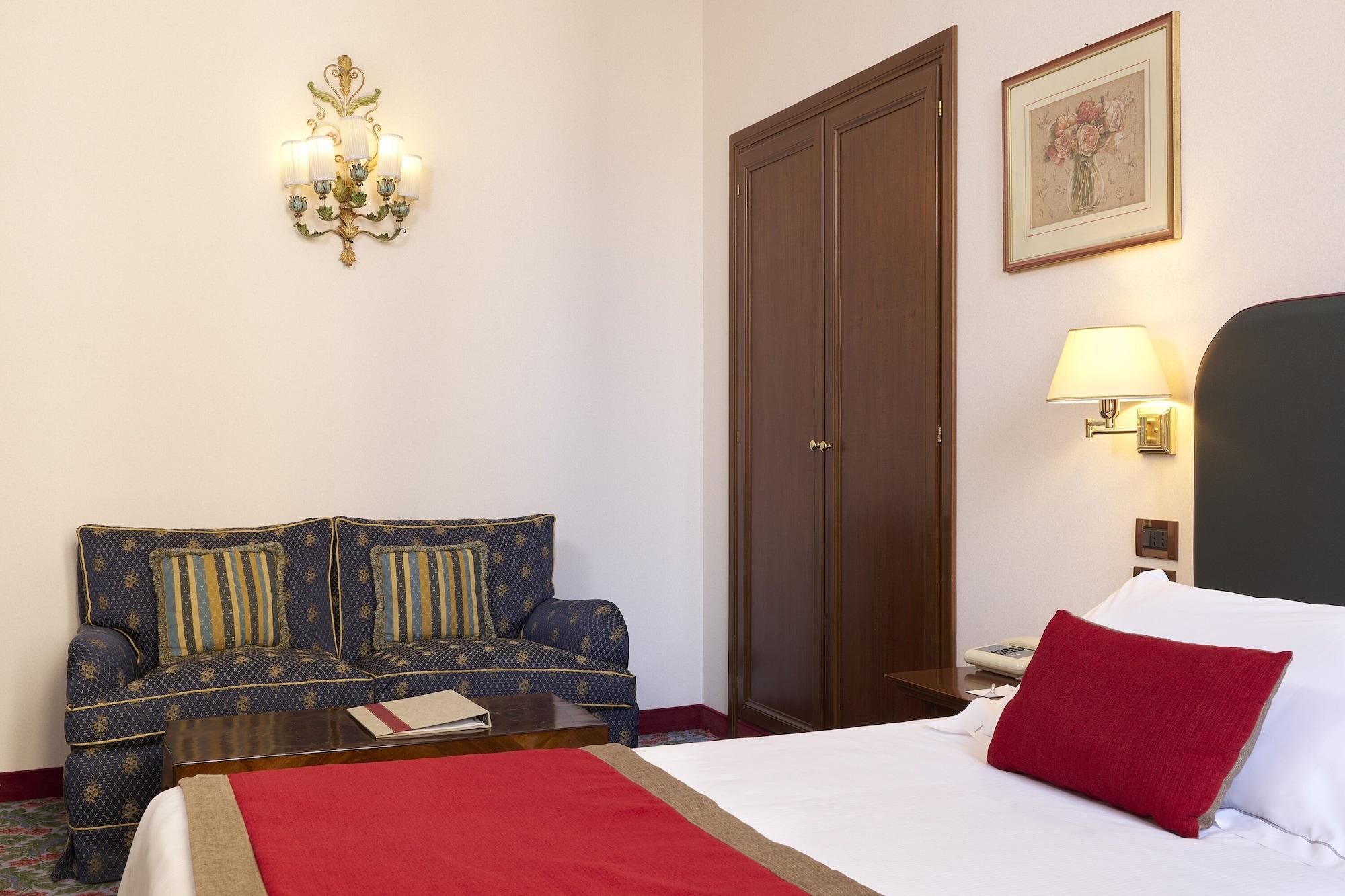 Hotel Nazionale Rome Bagian luar foto