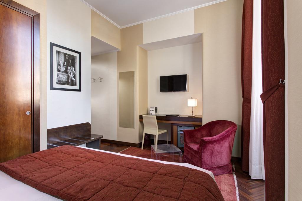 Hotel Nazionale Rome Bagian luar foto